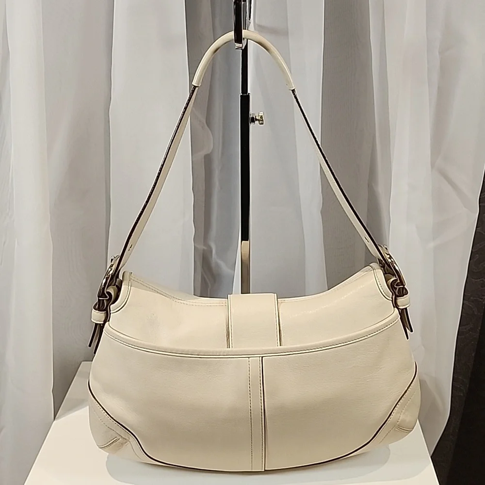 Vintage Coach Soho Flap - Picture 11 of 17